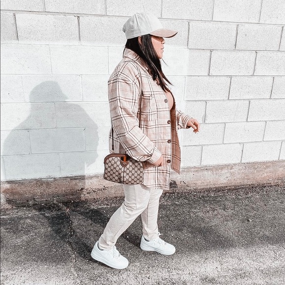 BELLA INFLUENCER ON INSTAGRAM: @shop.evelia.bella main image 15